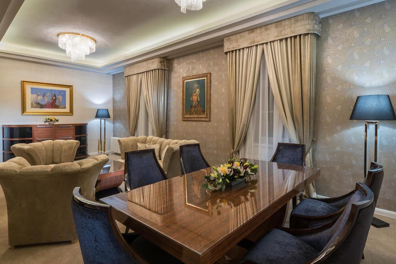 Royal Palace Turčianske Teplice Εξωτερικό φωτογραφία